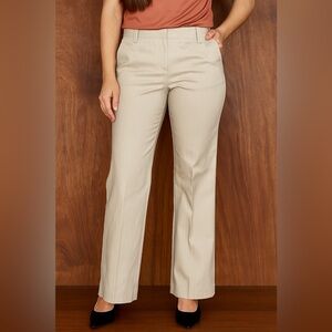 Gap women’s pants beige wide leg size 4 long new with tag